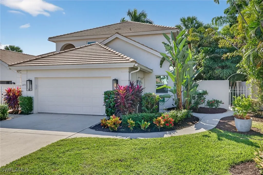 2193 Paget Circle Naples FL 34112