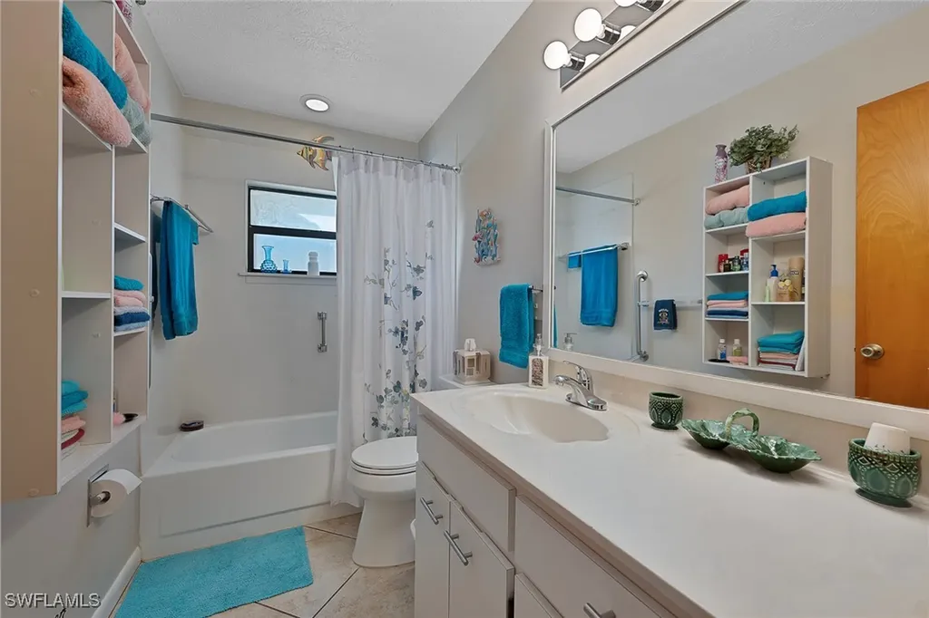 27580 Playa Del Rey Lane Bonita Springs FL 34135