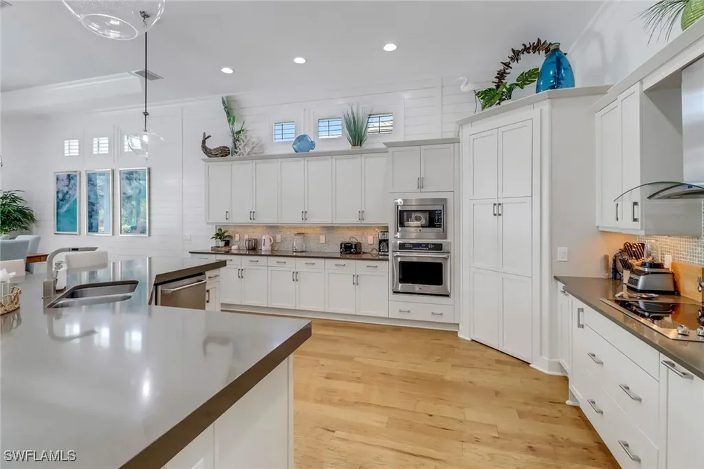 5166 Andros Drive Naples FL 34113