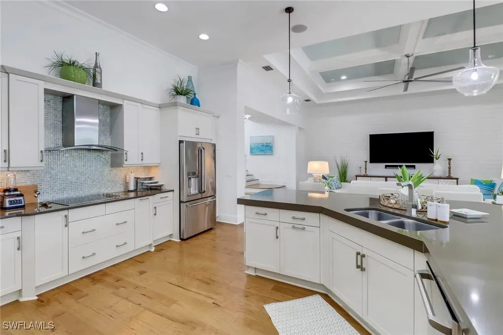 5166 Andros Drive Naples FL 34113