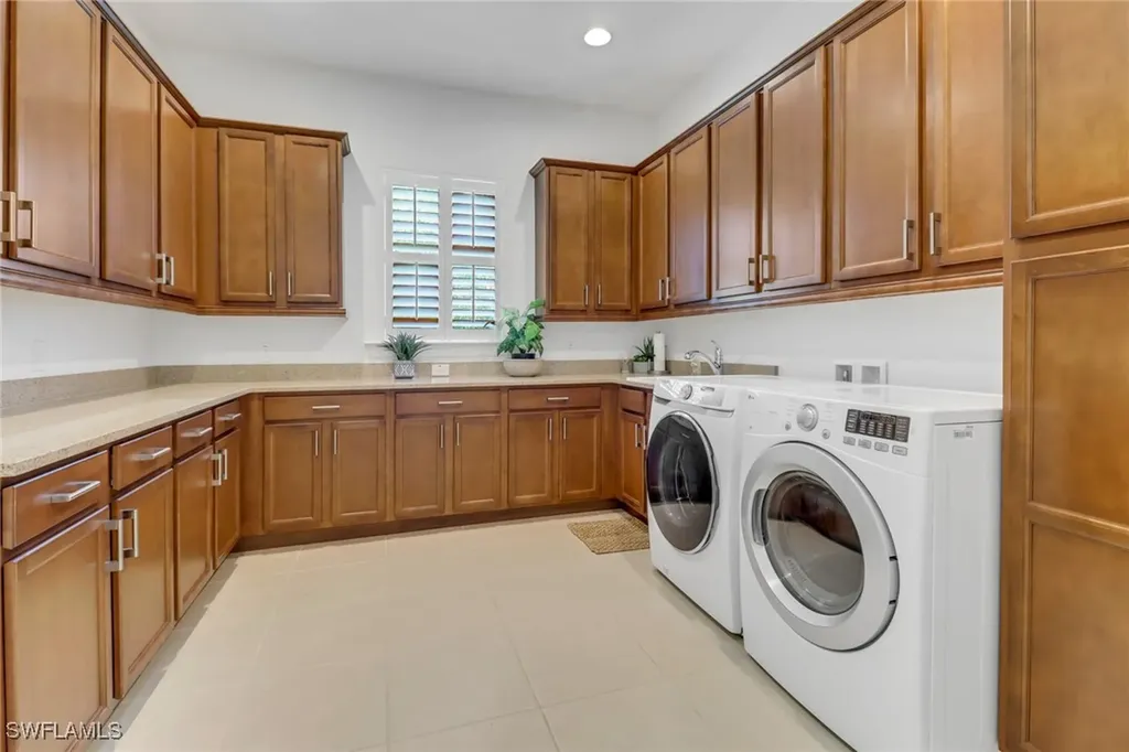 5166 Andros Drive Naples FL 34113