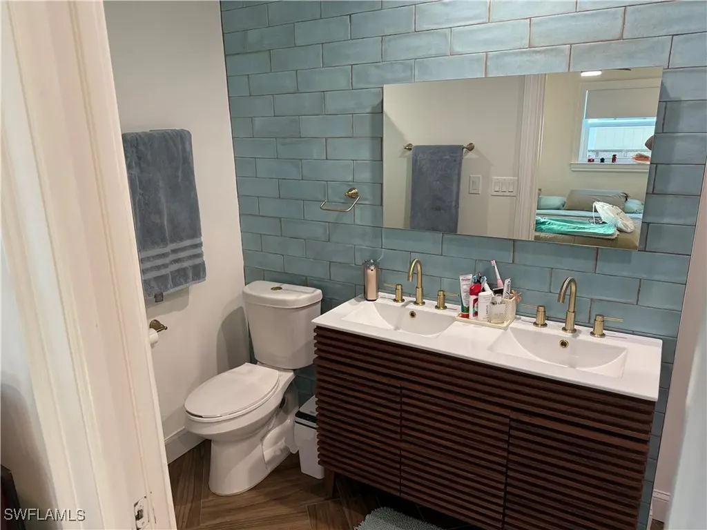 27044 Williams Road Bonita Springs FL 34135