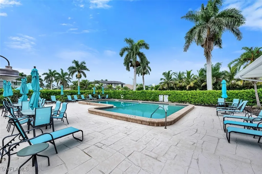 4200 Belair Lane Naples FL 34103