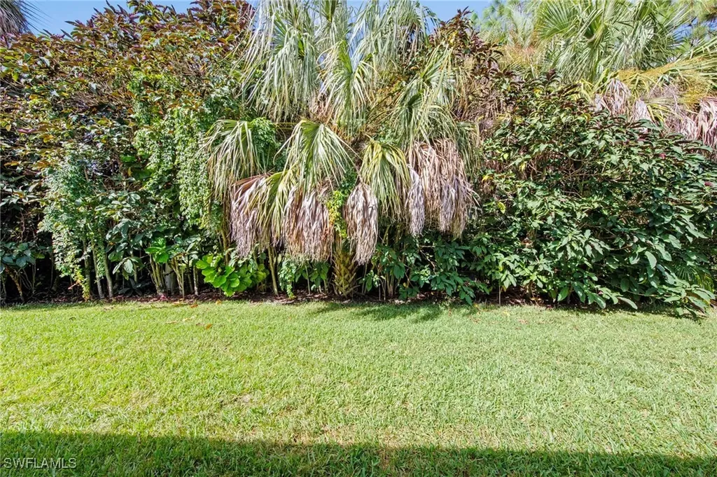 7715 Woodbrook Circle Naples FL 34104