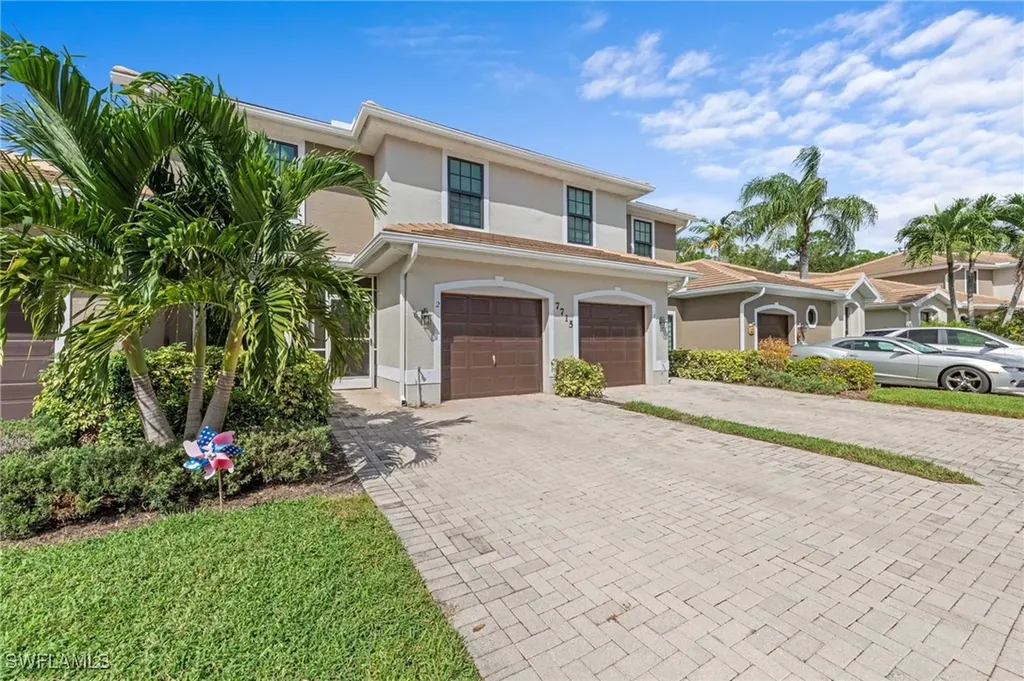 7715 Woodbrook Circle Naples FL 34104