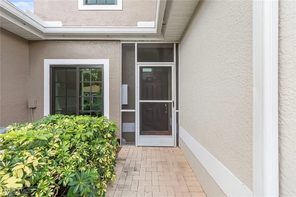 7715 Woodbrook Circle Naples FL 34104