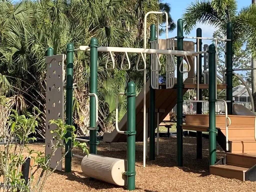 7715 Woodbrook Circle Naples FL 34104