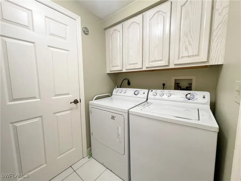 13105 Vanderbilt Drive Naples FL 34110