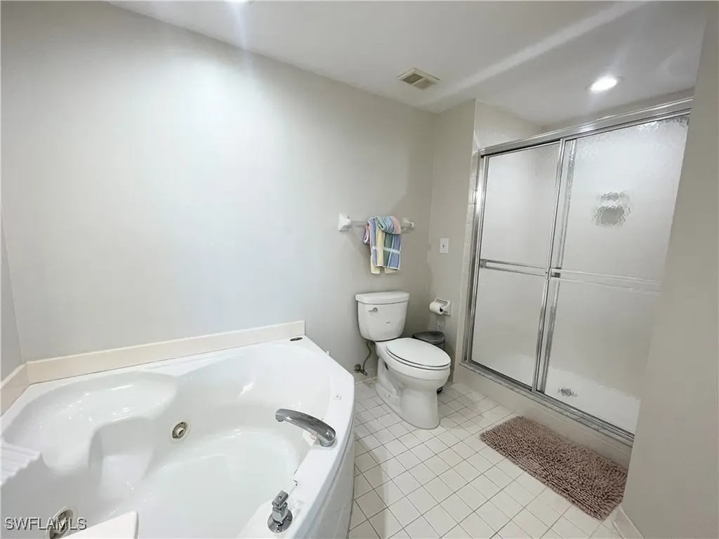 13105 Vanderbilt Drive Naples FL 34110
