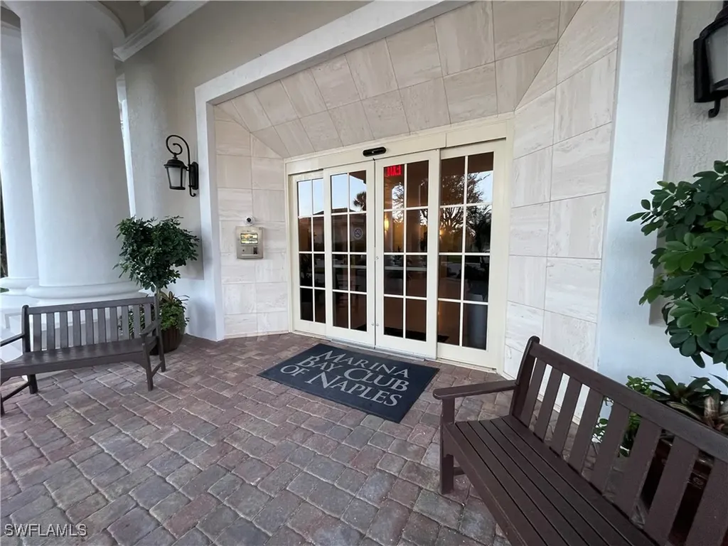 13105 Vanderbilt Drive Naples FL 34110