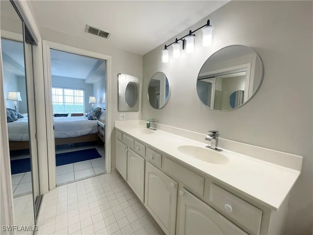 13105 Vanderbilt Drive Naples FL 34110