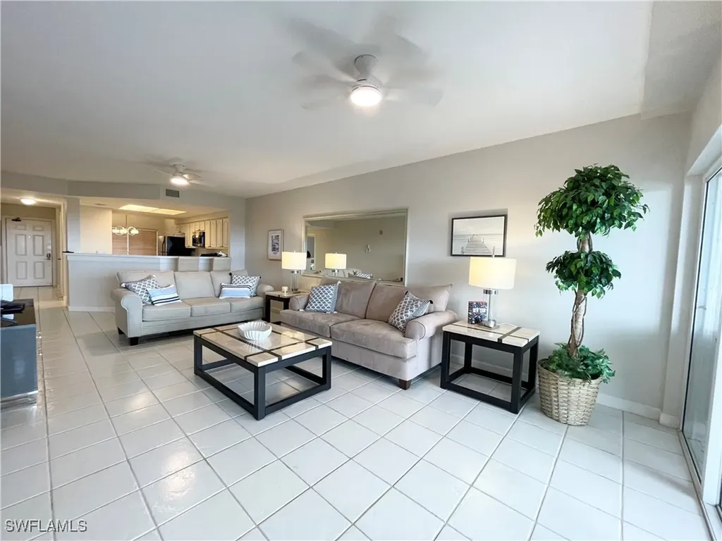13105 Vanderbilt Drive Naples FL 34110