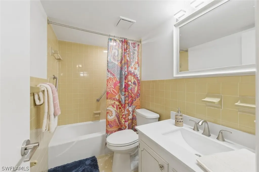 3030 Binnacle Drive Naples FL 34103