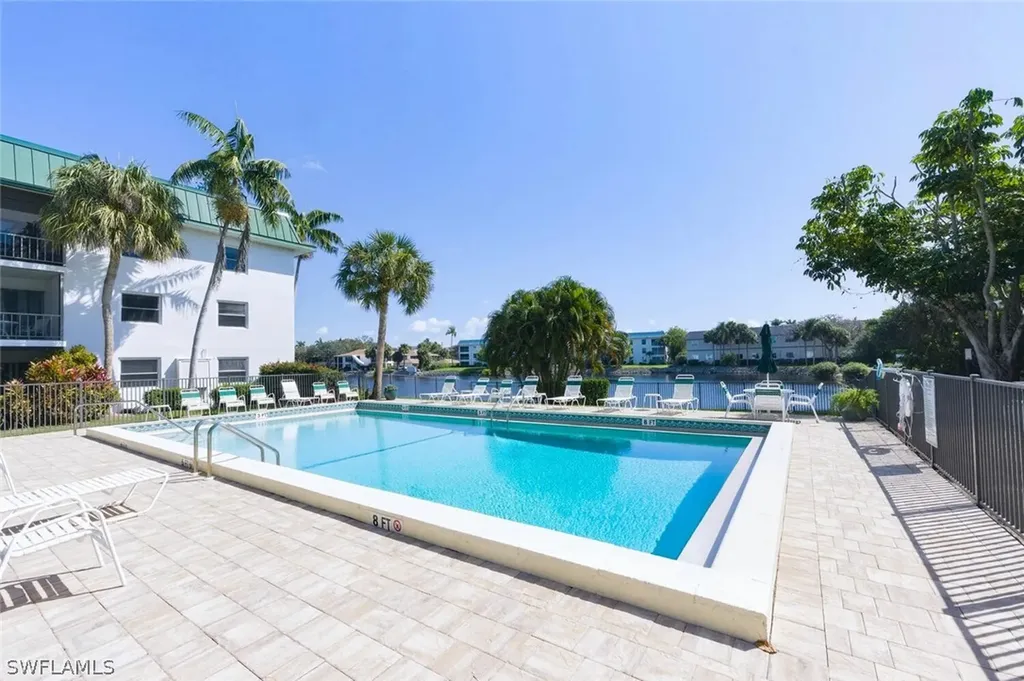 3030 Binnacle Drive Naples FL 34103