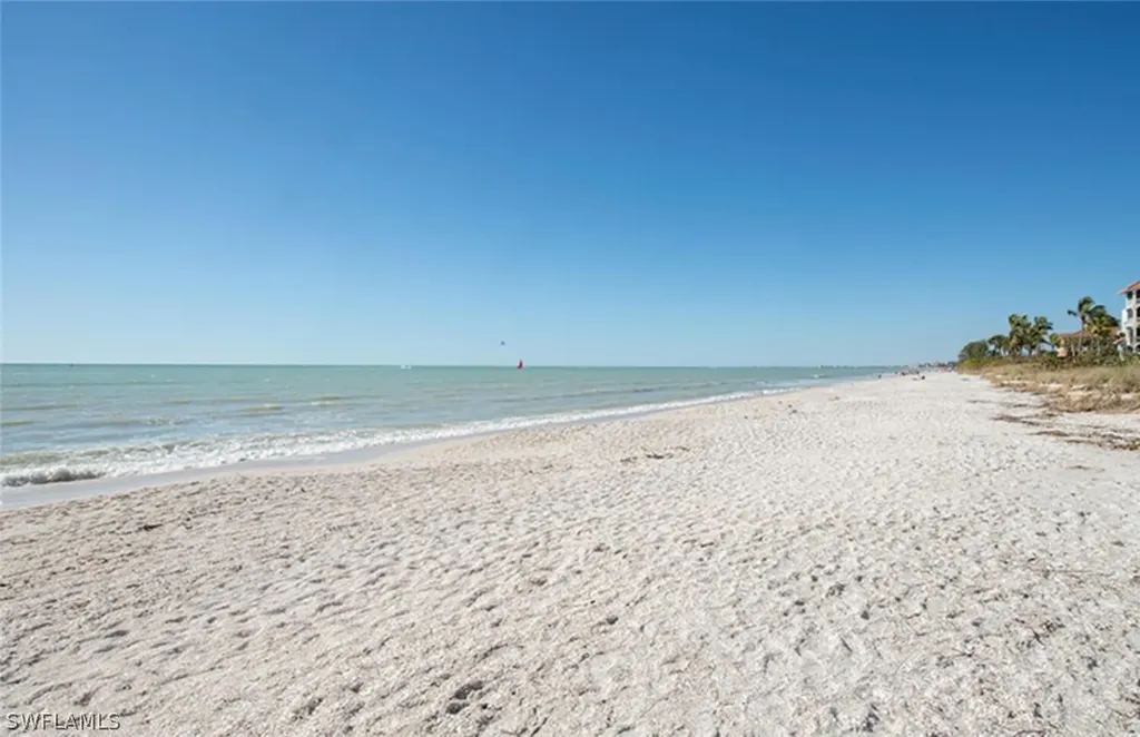 3030 Binnacle Drive Naples FL 34103