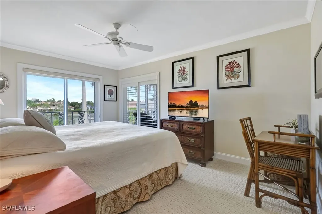 383 Harbour Drive Naples FL 34103