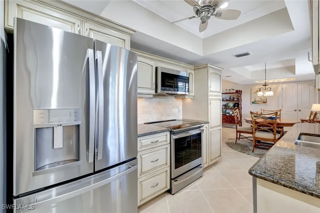 383 Harbour Drive Naples FL 34103