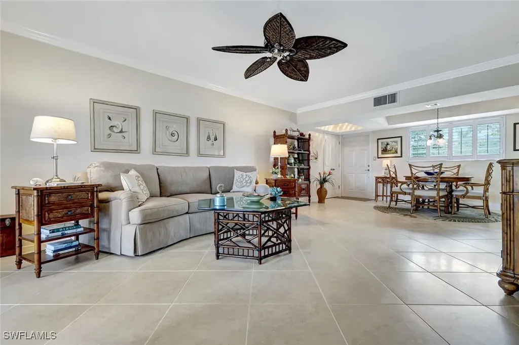 383 Harbour Drive Naples FL 34103
