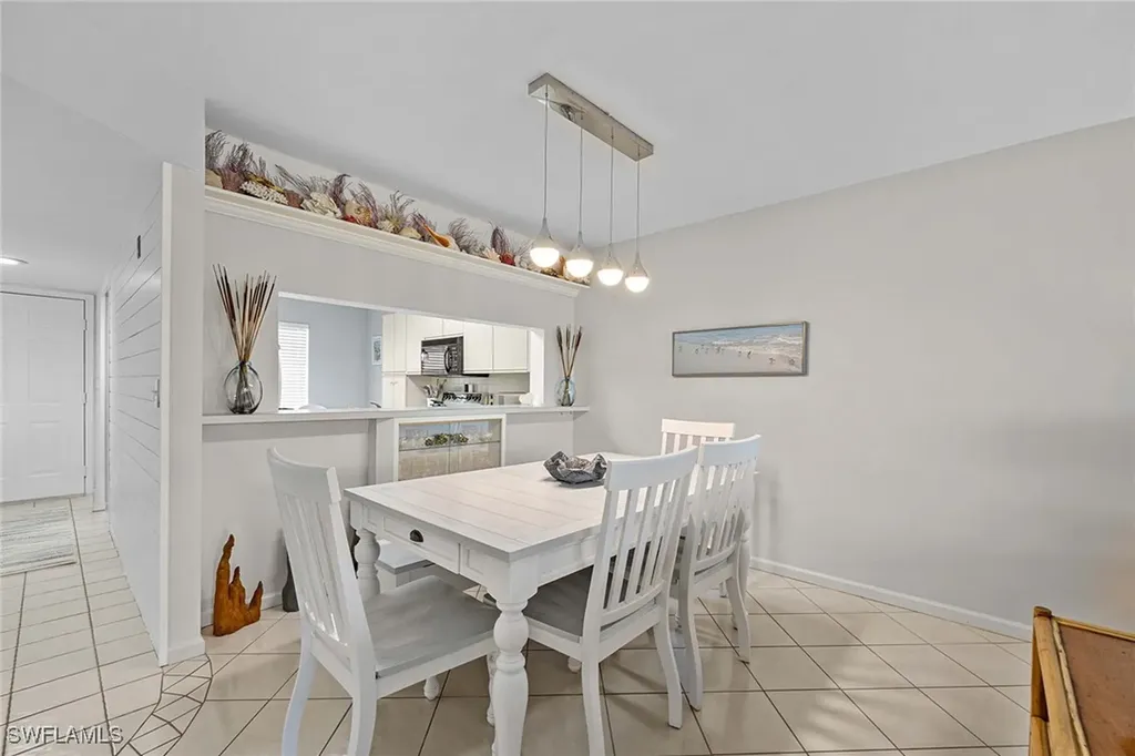 10686 Gulf Shore Drive Naples FL 34108