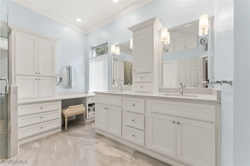 9296 Troon Lakes Drive Naples FL 34109