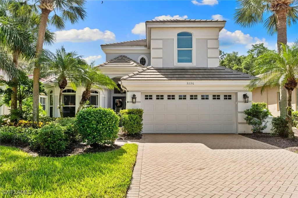 9296 Troon Lakes Drive Naples FL 34109