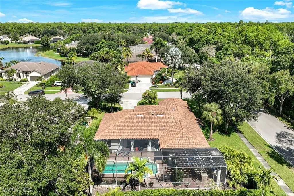 3960 Deep Passage Way Naples FL 34109