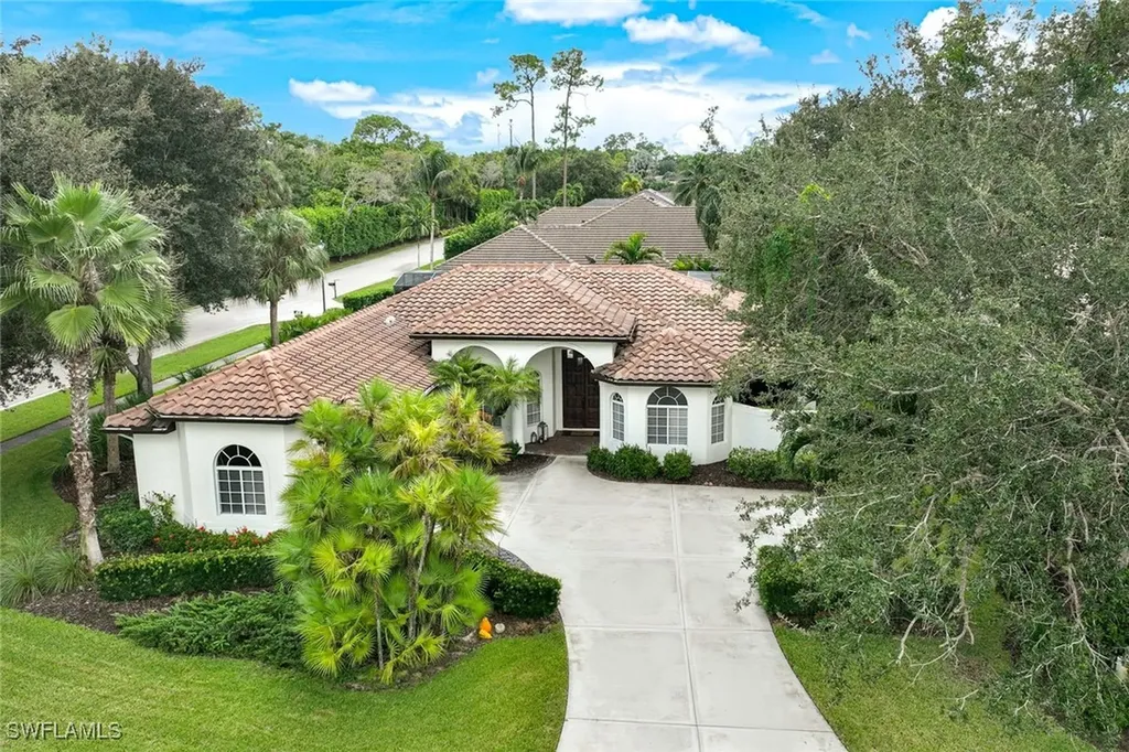 3960 Deep Passage Way Naples FL 34109