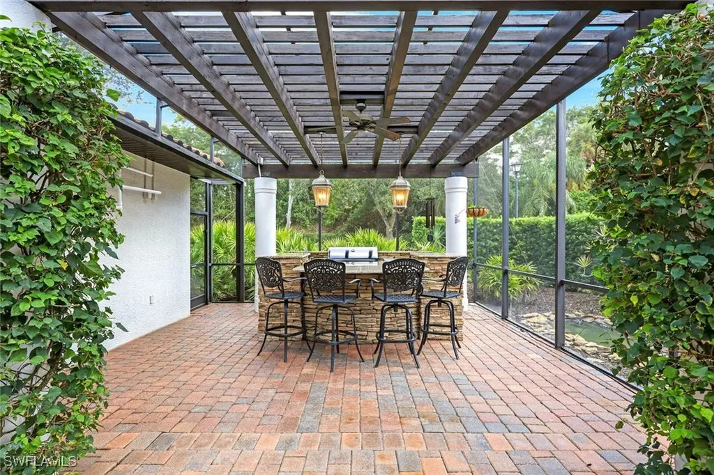 3960 Deep Passage Way Naples FL 34109
