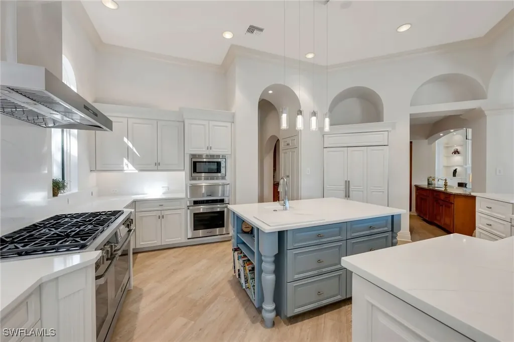 15102 Frescott Way Naples FL 34110