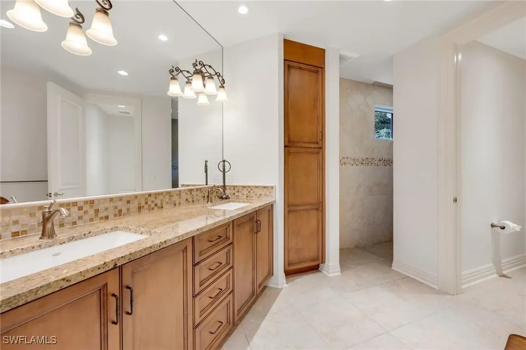 15102 Frescott Way Naples FL 34110