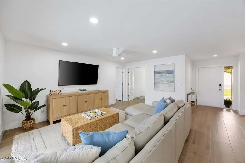 9905 Treasure Cay Lane Bonita Springs FL 34135