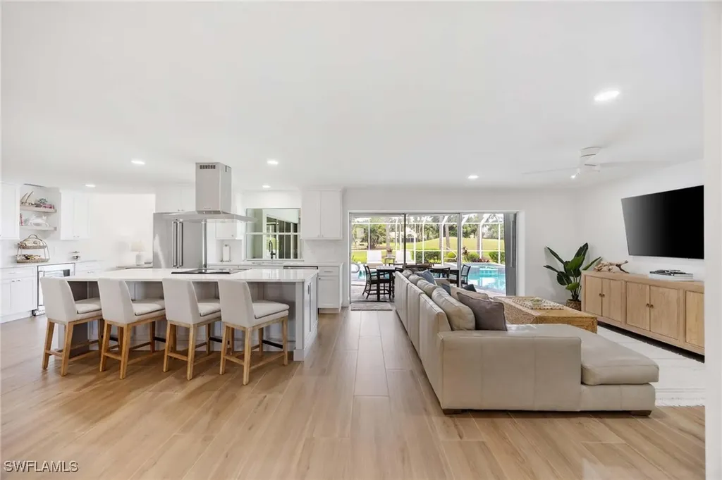 9905 Treasure Cay Lane Bonita Springs FL 34135