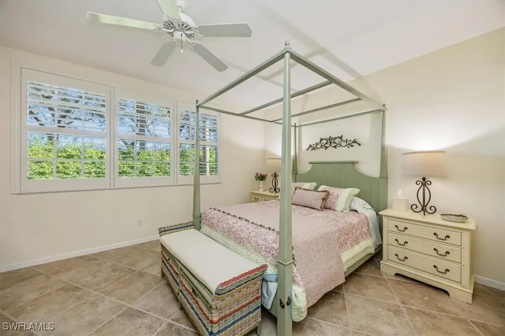 8380 Excalibur Circle Naples FL 34108