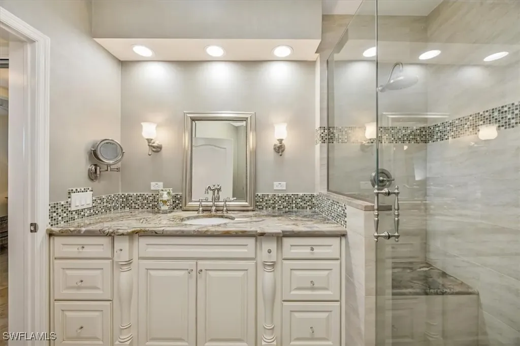 8380 Excalibur Circle Naples FL 34108