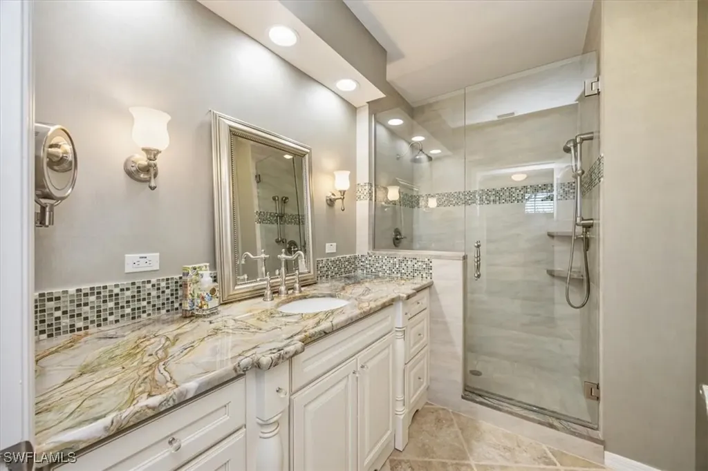 8380 Excalibur Circle Naples FL 34108