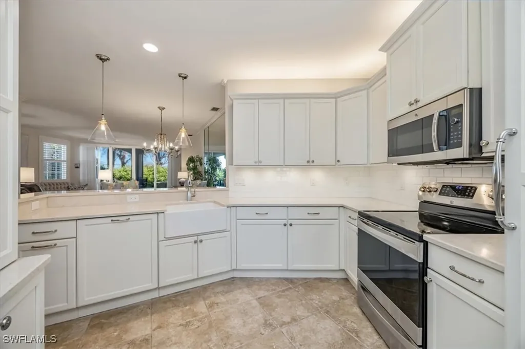 8380 Excalibur Circle Naples FL 34108