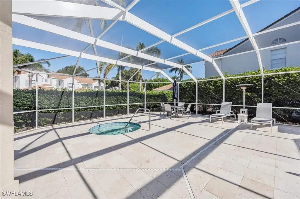 8380 Excalibur Circle Naples FL 34108