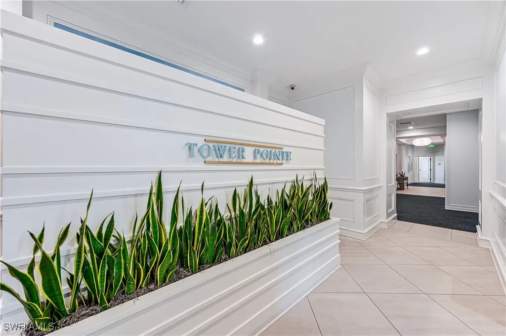 1001 Arbor Lake Drive Naples FL 34110