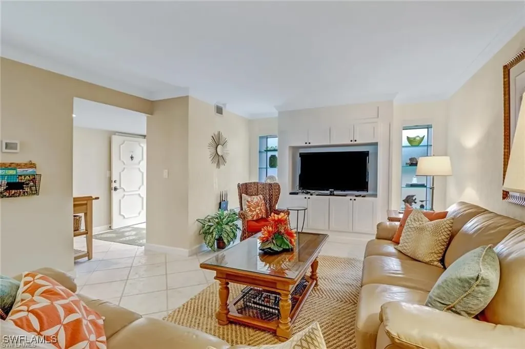 10475 Gulf Shore Drive Naples FL 34108