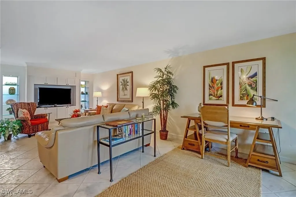 10475 Gulf Shore Drive Naples FL 34108
