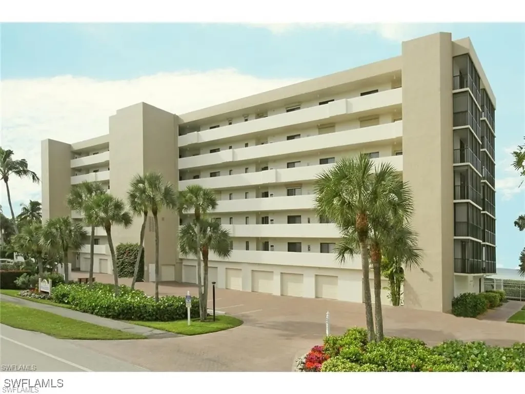 10475 Gulf Shore Drive Naples FL 34108