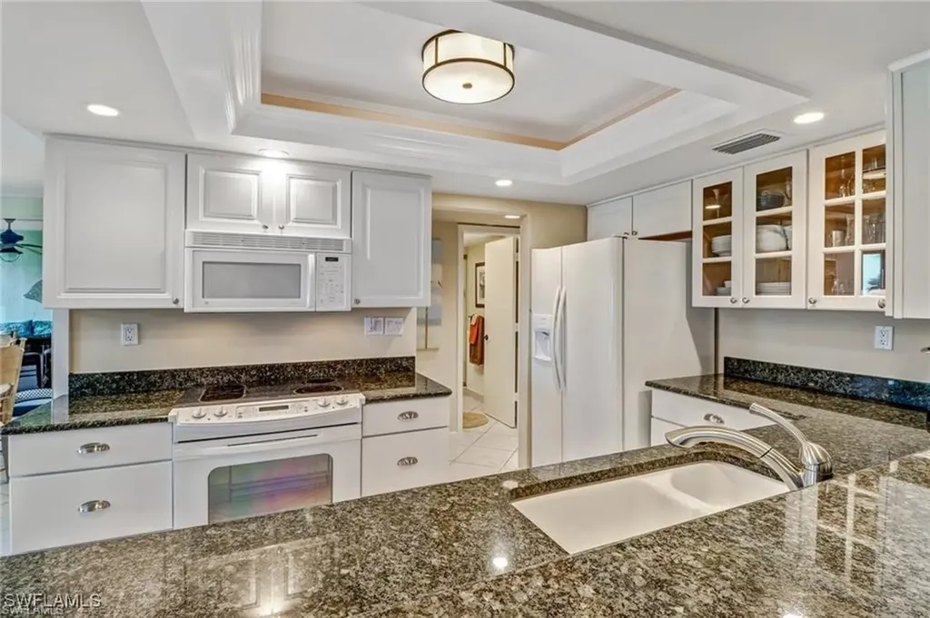 10475 Gulf Shore Drive Naples FL 34108