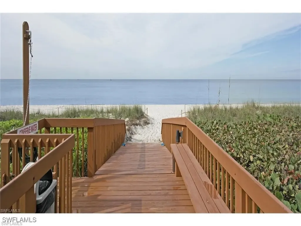 10475 Gulf Shore Drive Naples FL 34108