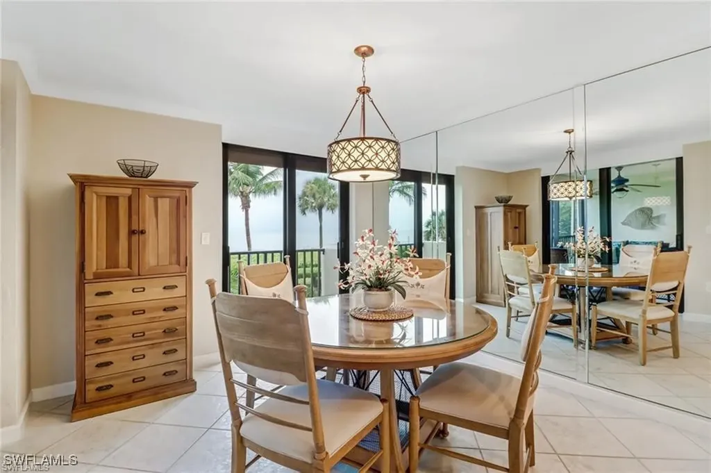 10475 Gulf Shore Drive Naples FL 34108
