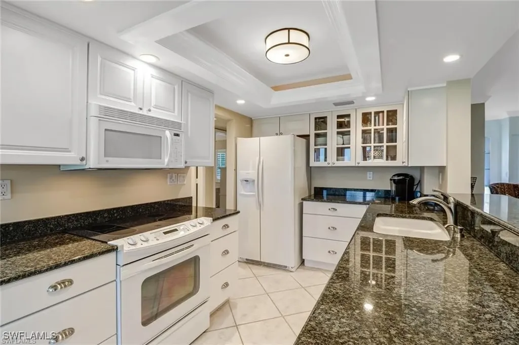 10475 Gulf Shore Drive Naples FL 34108