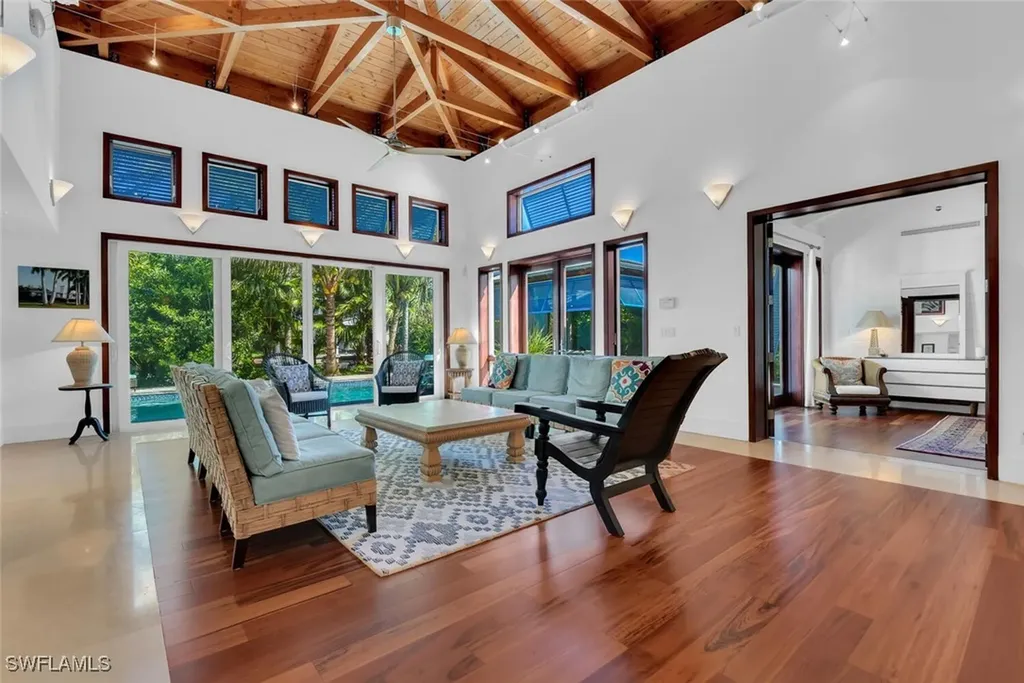 795 18th Avenue S Naples FL 34102