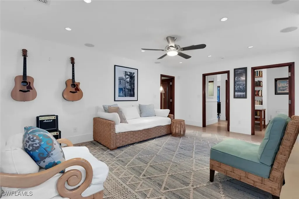 795 18th Avenue S Naples FL 34102