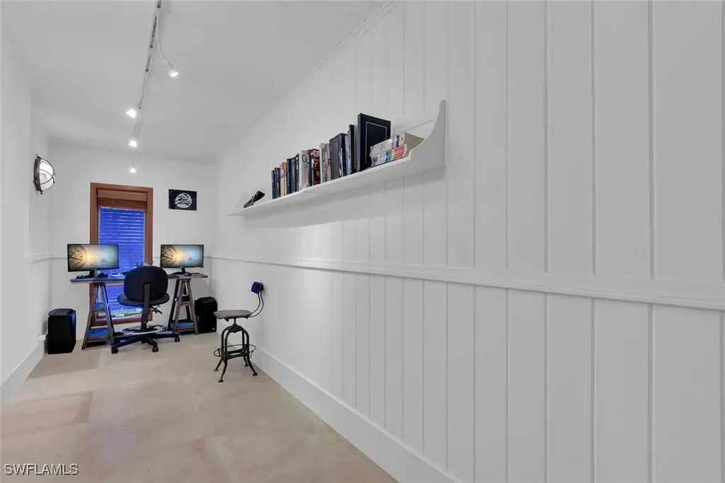 795 18th Avenue S Naples FL 34102