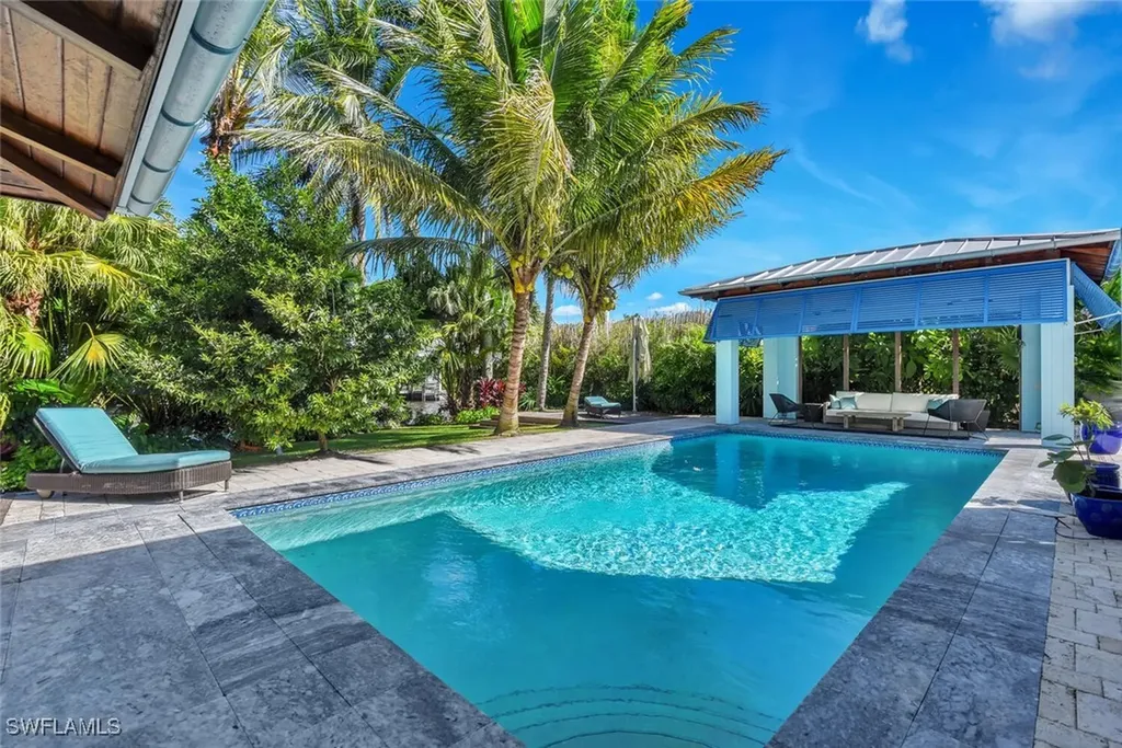 795 18th Avenue S Naples FL 34102