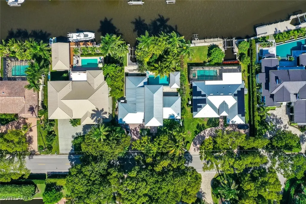 795 18th Avenue S Naples FL 34102